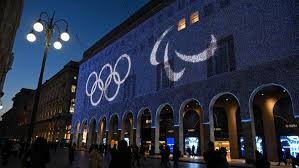 为什么你会相信自己快要翻身？（你为何坚信自己即将逆袭？）